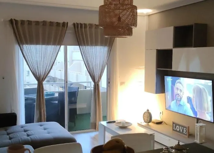 Casa Lola * 厄尔梅达诺